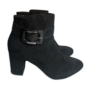 London Fog Collection Black Water Resistant Ankle Booties Heeled Boots Buckle 8M
